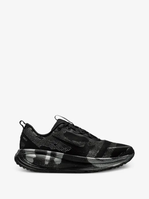 Nike Vomero 18 sneakers