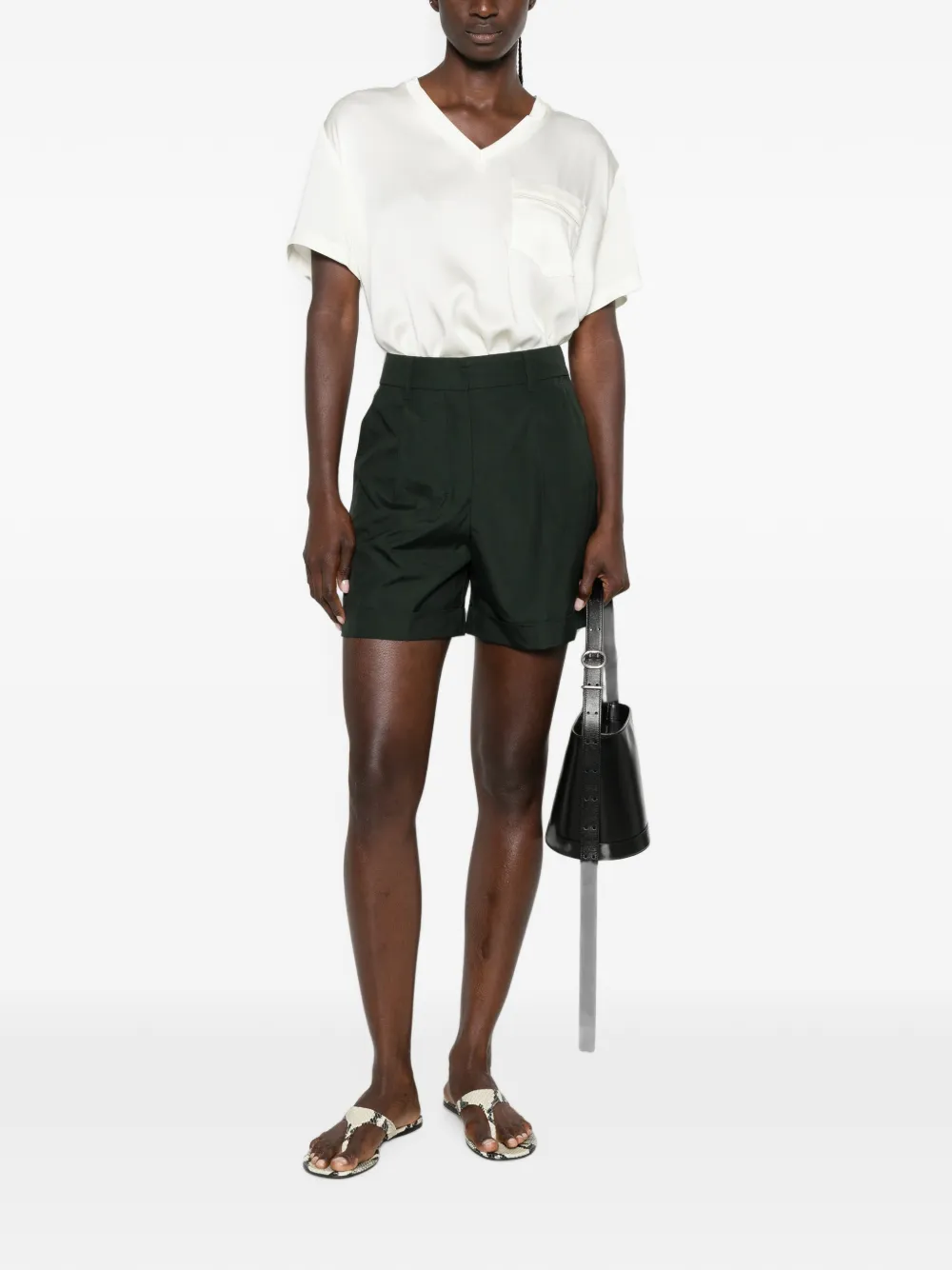 Fabiana Filippi T-shirt met borstzak en V-hals Wit