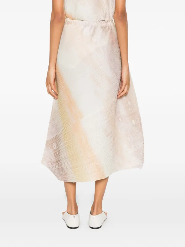 PLEATS PLEASE ISSEY MIYAKE グレージュ SKIRT Pleats Please Issey Miyake Sea Bubble Greige Skirt | White | FARFETCH