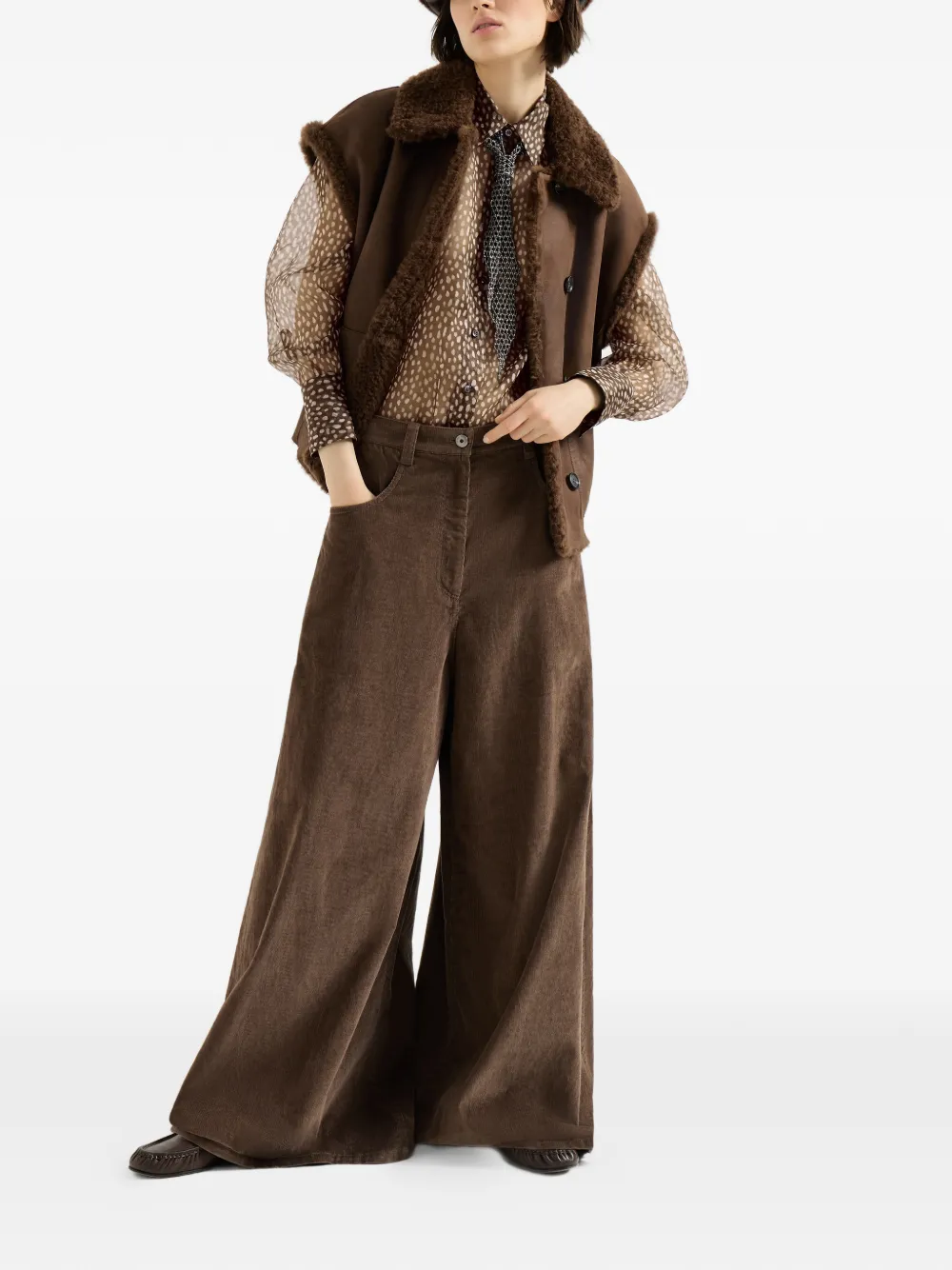 Brunello Cucinelli Blouse met stippen en vlinderstrik Bruin