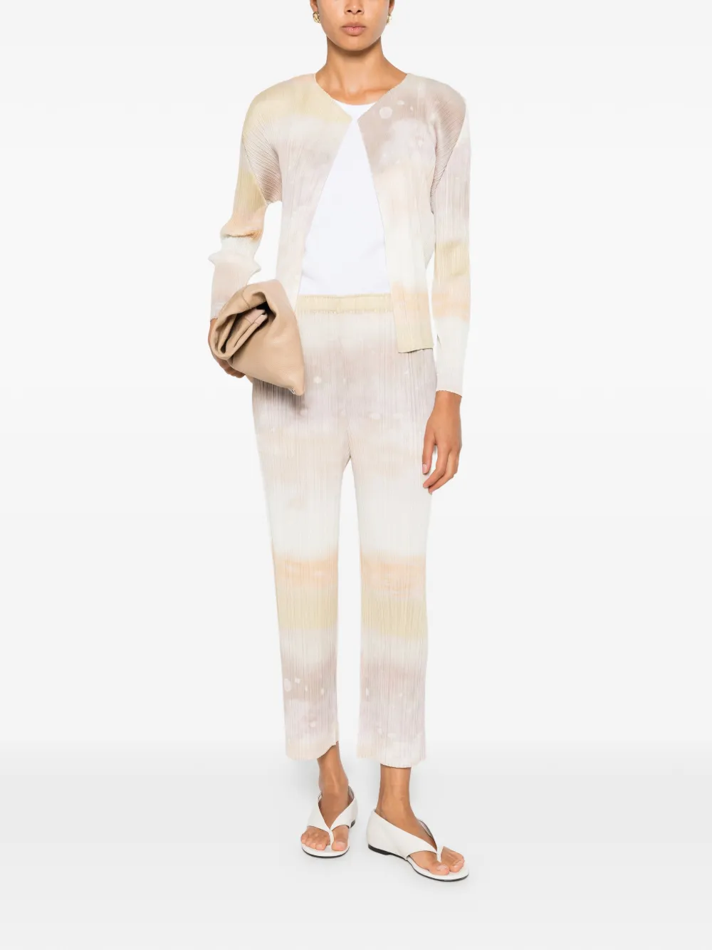 Pleats Please Issey Miyake Pleats Please broek met tie-dye Beige