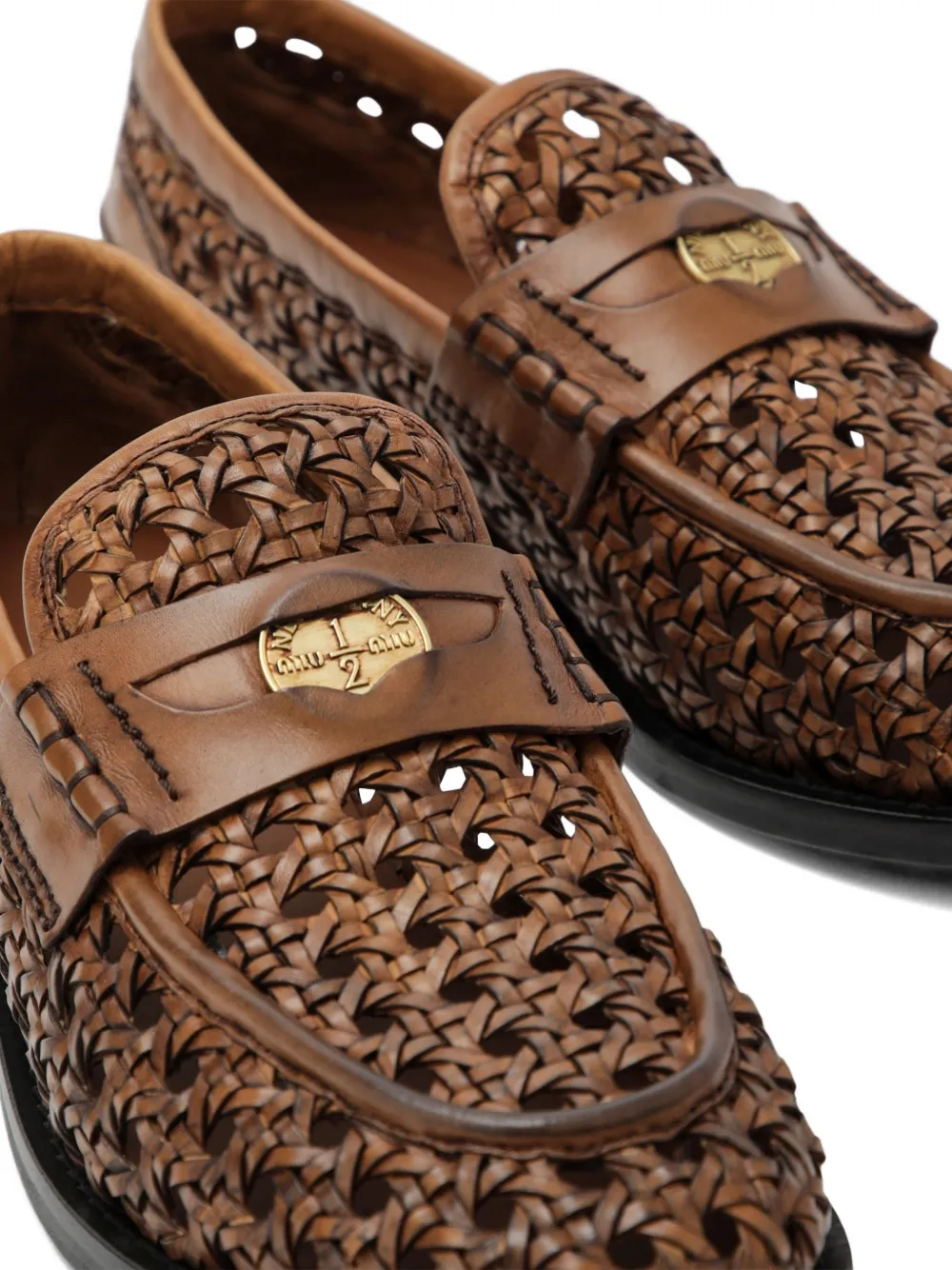Miu woven leather loafers Bruin