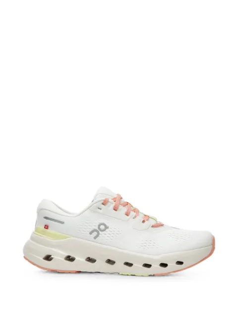 On tenis Cloudrunner