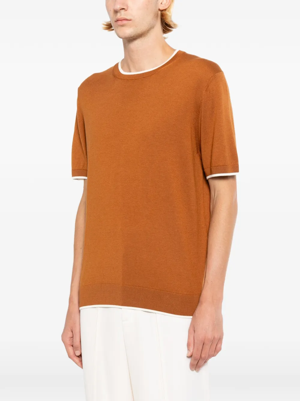 Kiton Fijngebreid T-shirt met contrasterende afwerking Bruin