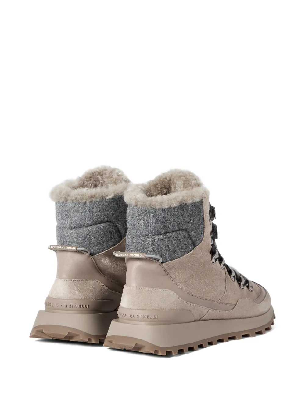 Brunello Cucinelli Suède sneakers met gebreid inzetstuk en lammy voering Beige