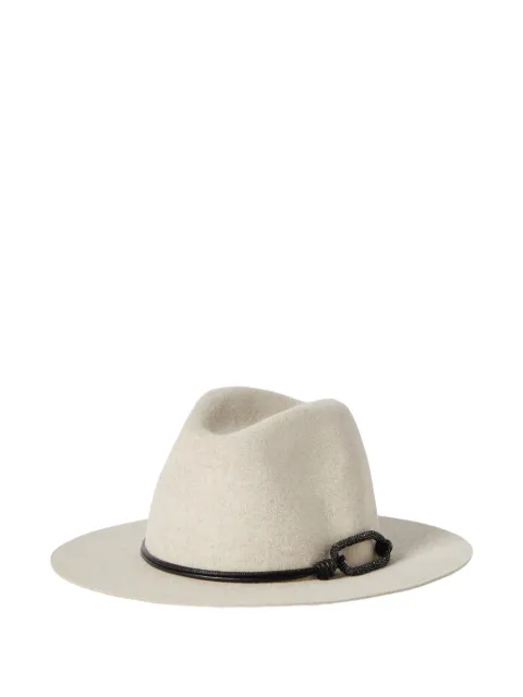 Brunello Cucinelli sombrero fedora de piel con banda de cuero y detalle de cadena Monili