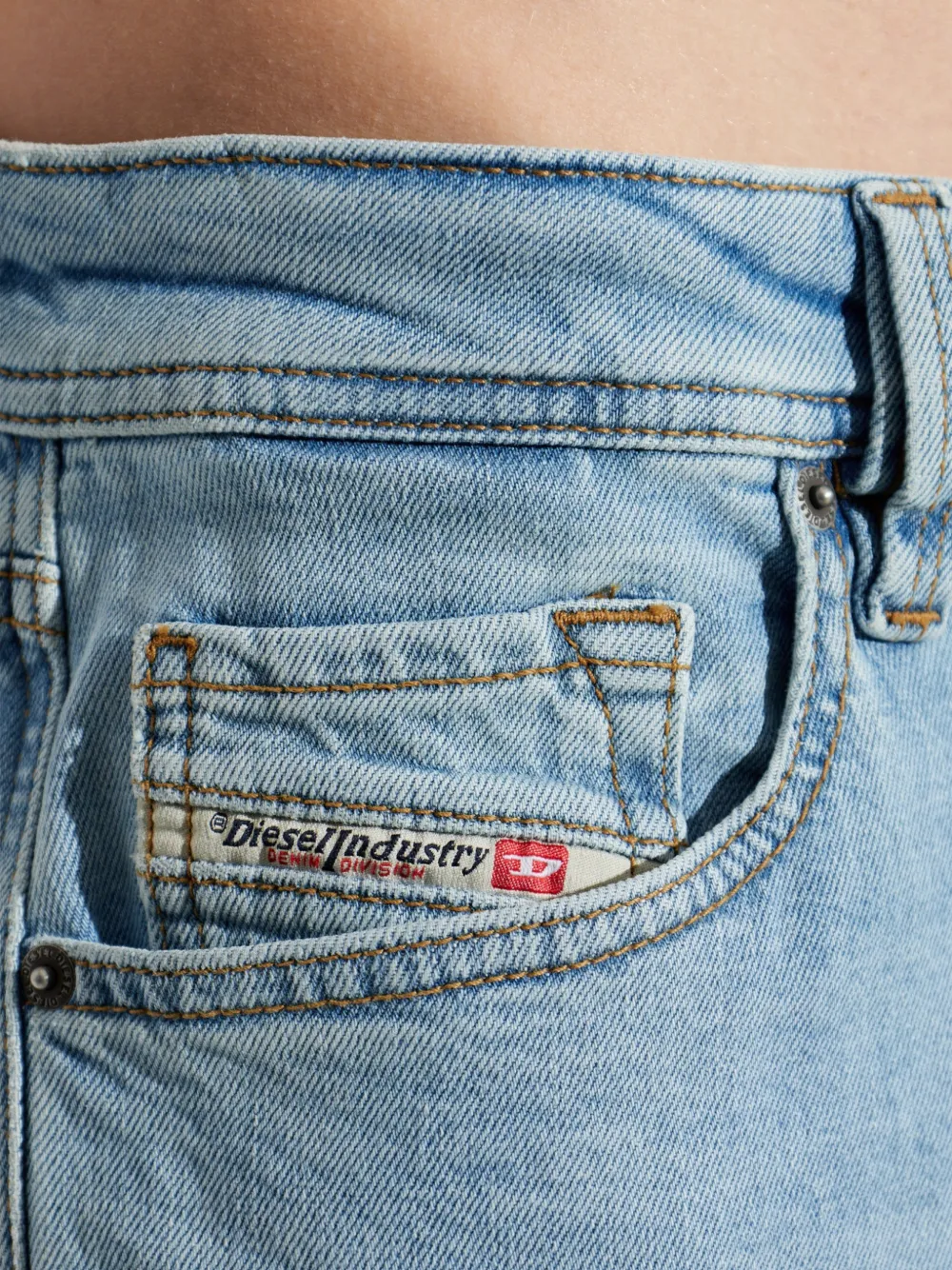 Diesel 1986 Larkee-Beex jeans Blauw