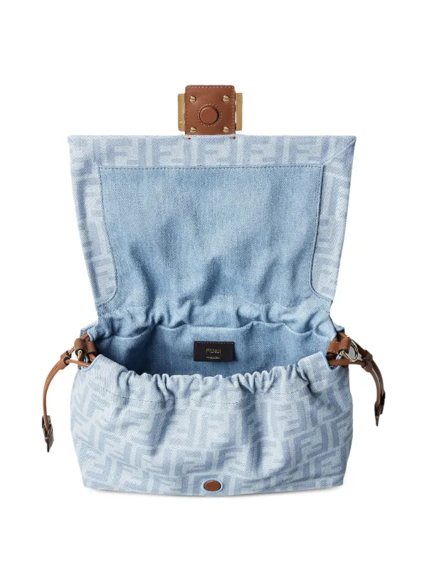 FENDI バゲット® ソフト ミディアム ライトブルーFF デニムバッグ