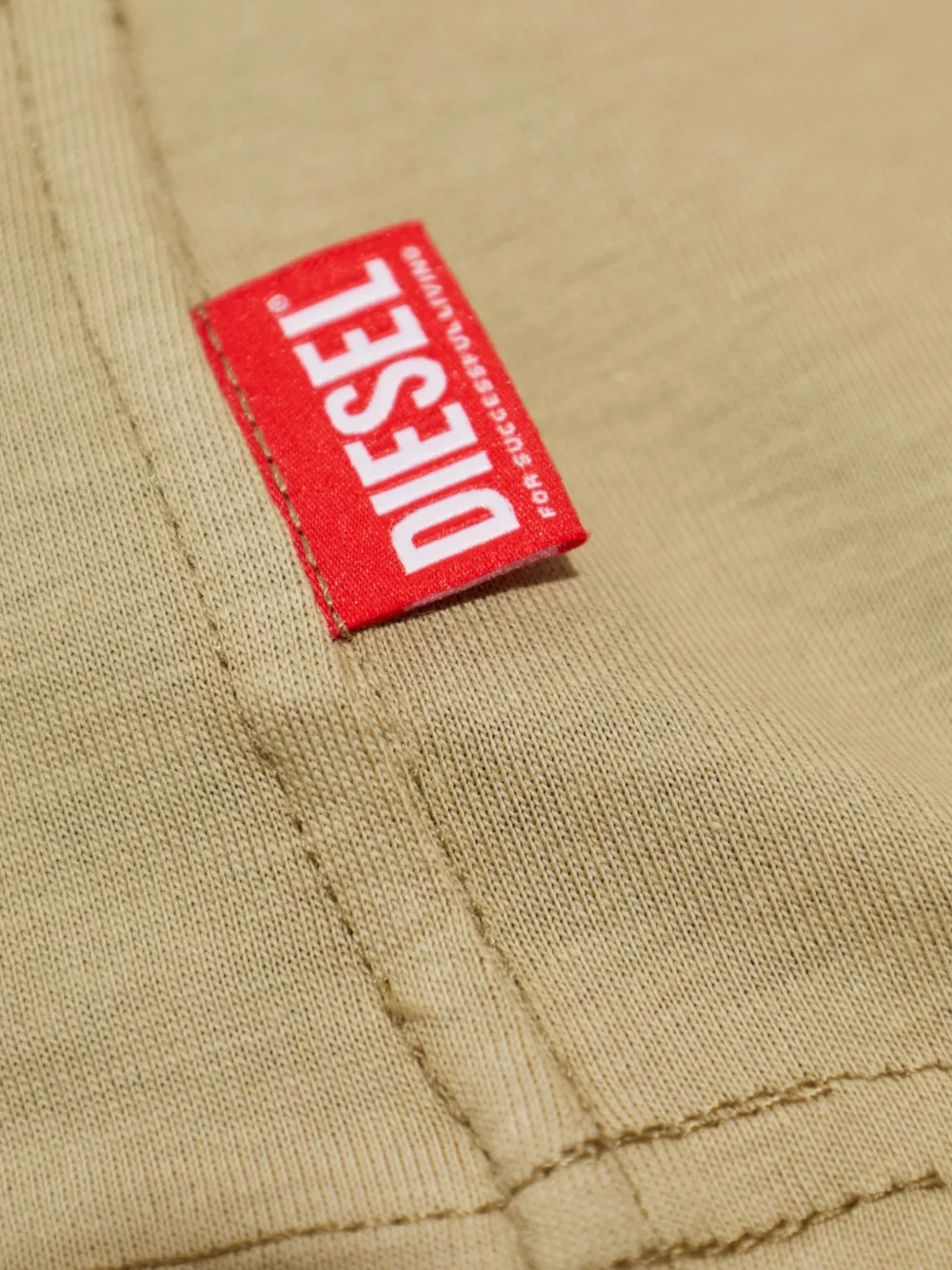Diesel T-ILA-AA3 katoenen T-shirt met logoprint Beige