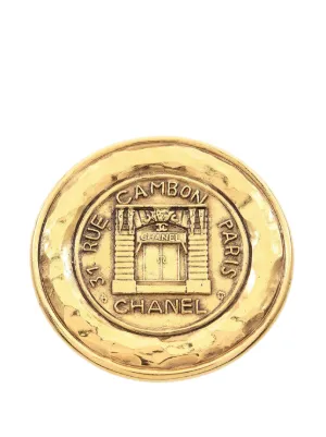 CHANEL Pre-Owned 1990s ロゴプレート ブローチ | ゴールドトーン