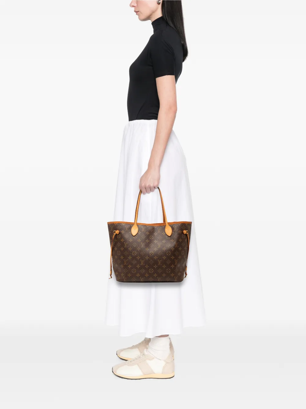 Louis Vuitton Pre-owned 2014 Monogram Neverfull MM Tote Bag in Brown, view 2