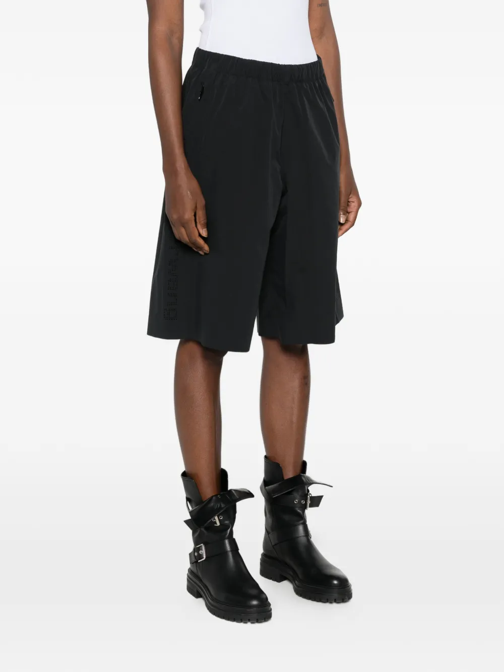 Alexander Wang Knielange shorts met geperforeerd logo Zwart