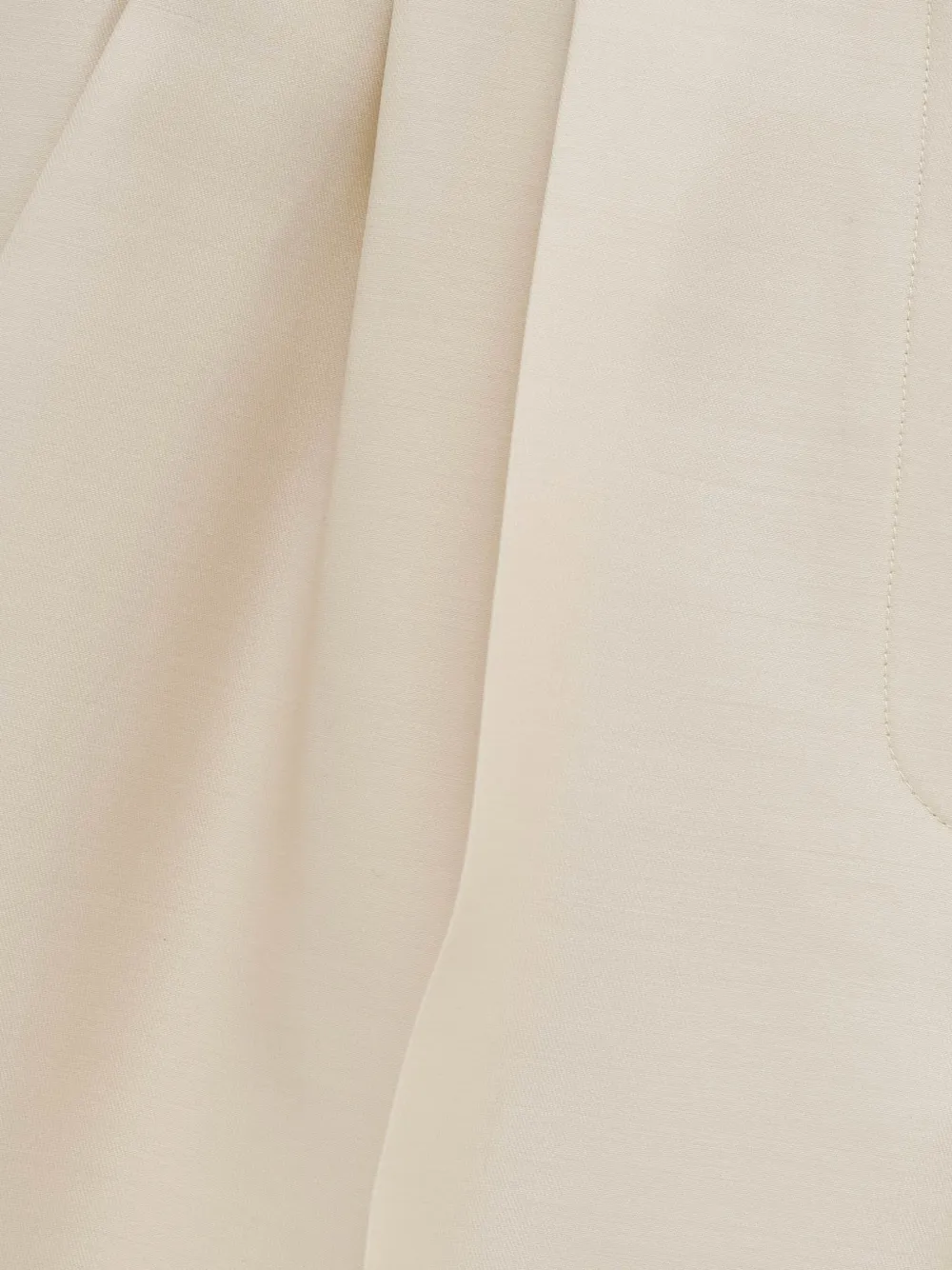 KHAITE Formele shorts Beige