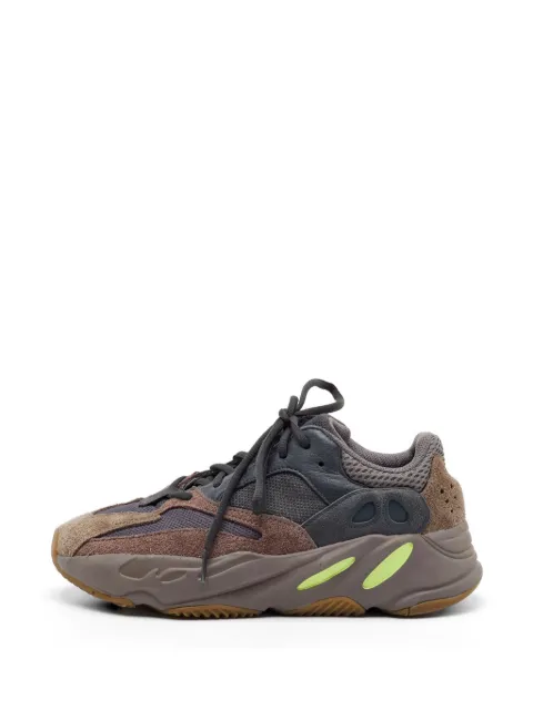 adidas Yeezy Boost 700 sneakers