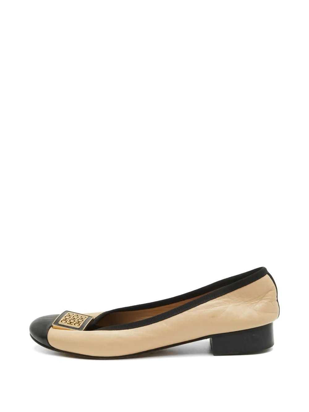 Carolina Herrera Vintage logo cap-toe flat pumps - Nude