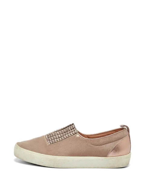Gina tenis con detalles de cristal
