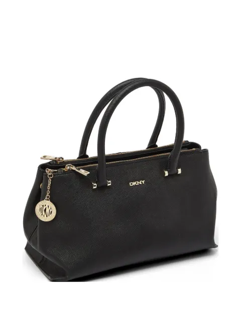 DKNY tote Bryant Park