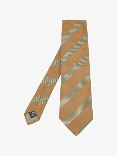 Giorgio Armani Pre-Owned corbata con motivo de rayas en jacquard