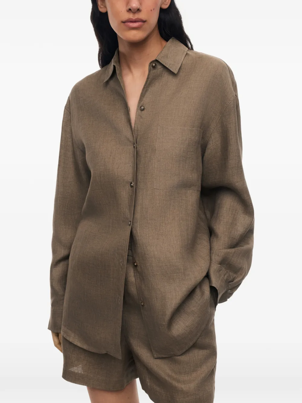 12 STOREEZ blouse met opgestikte zak Bruin
