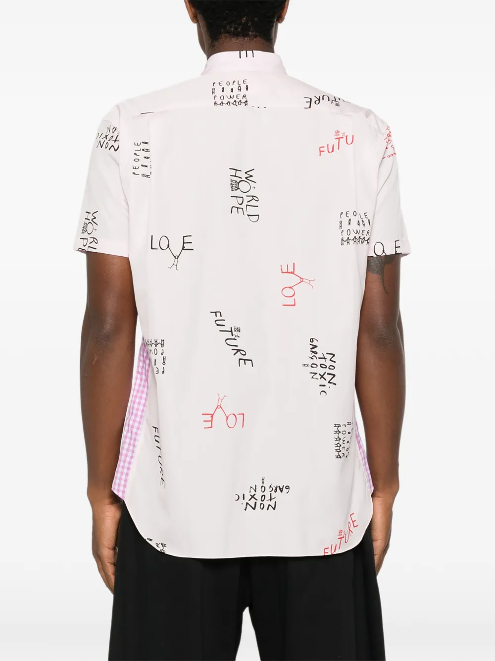 Comme Des Garçons Shirt Button-down katoenen-overhemd met tekst Roze