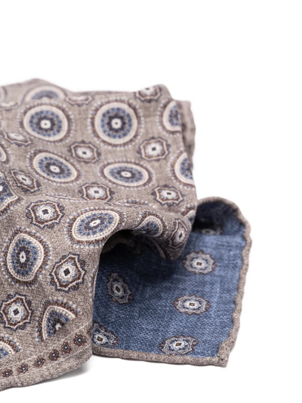 Brunello Cucinelli Zijden pochet met medaillon Beige