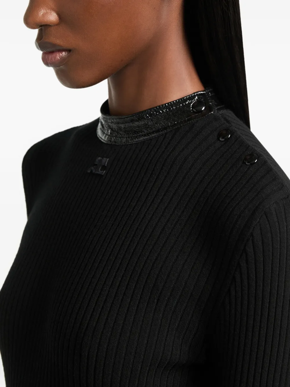 Courrèges Geribbeld T-shirt met vinyl kraag Zwart