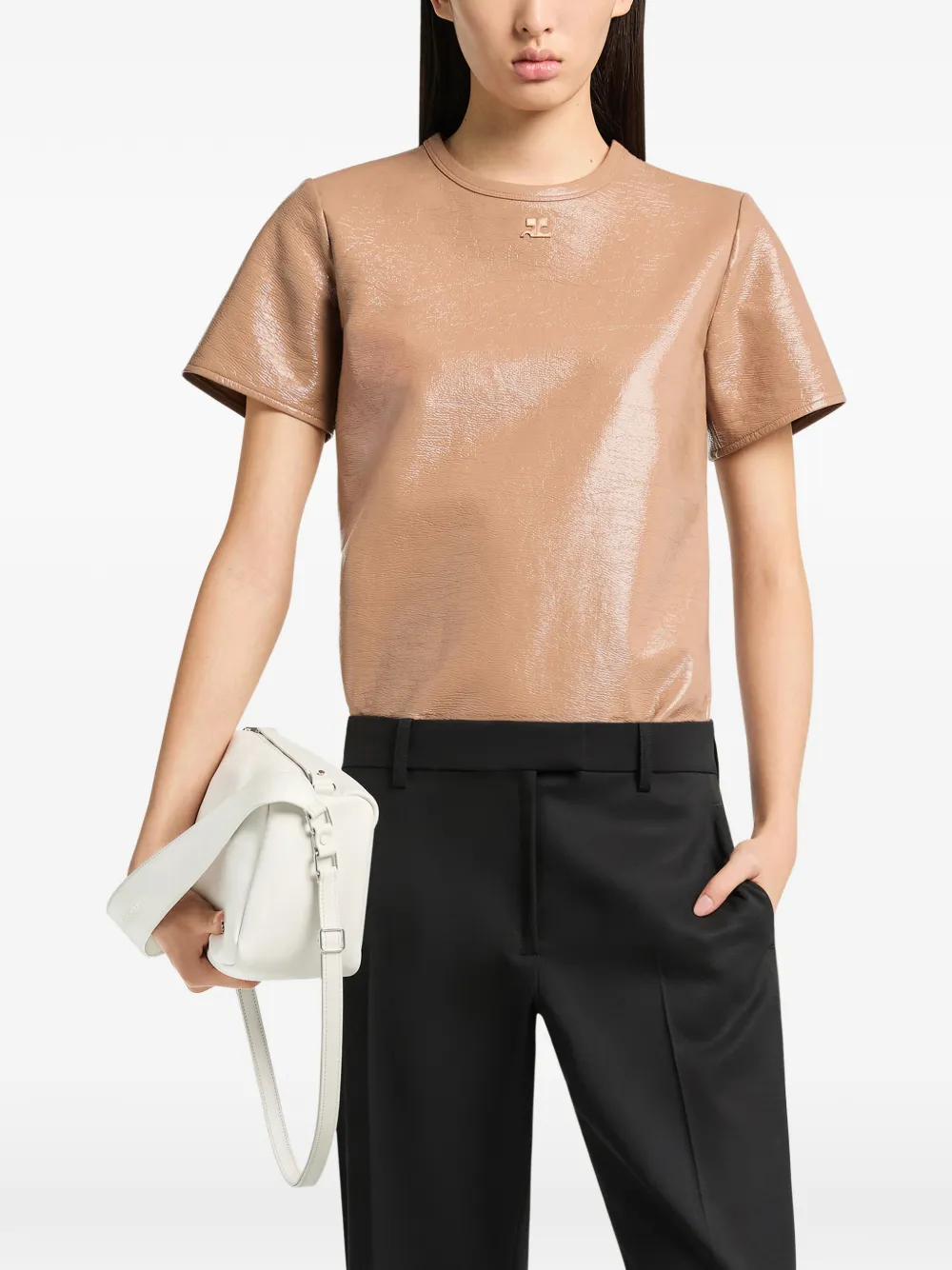 Courrèges Vinyl T-shirt met geborduurd logo Beige