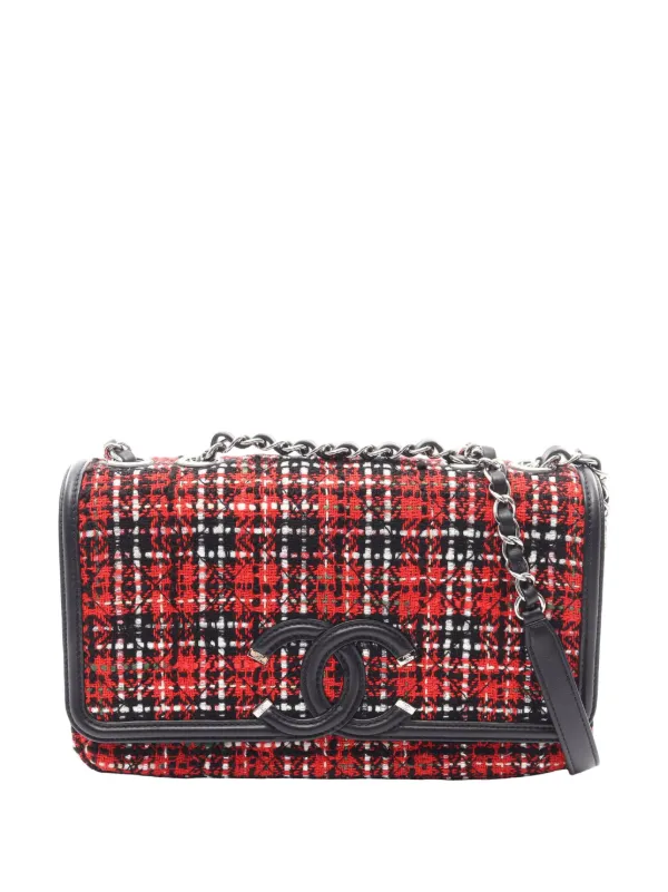 Chanel Pre-owned 2020 Medium Tweed CC Filigree Flap Shoulder Bag in Red