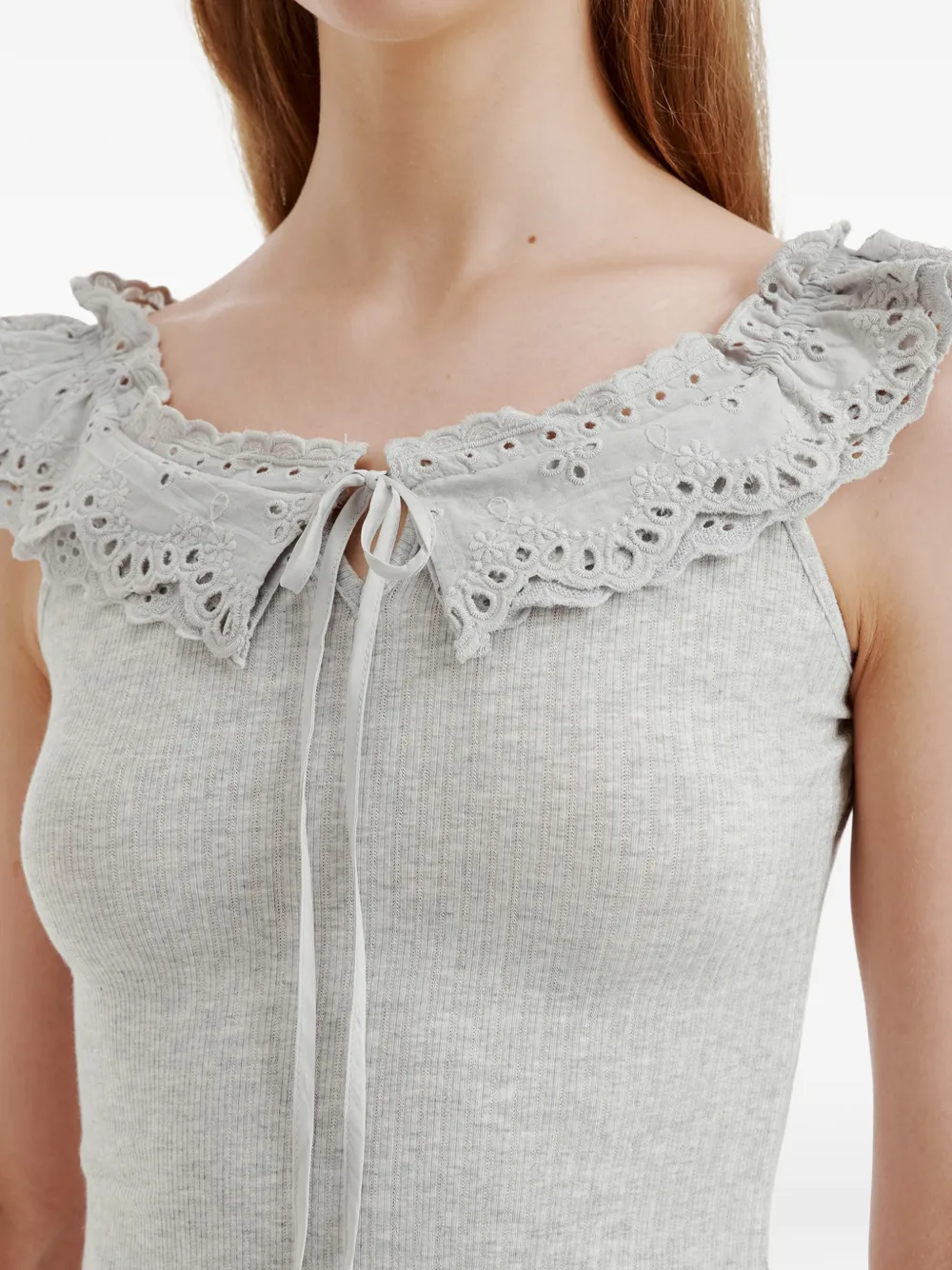 b+ab Broderie anglaise set met ruches Grijs