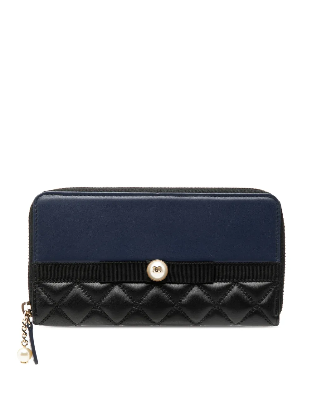 CHANEL Pre-Owned 2016-2017 Bicolor Quilted Lambskin Faux Pearl Ribbon Wallet long wallets - Schwarz