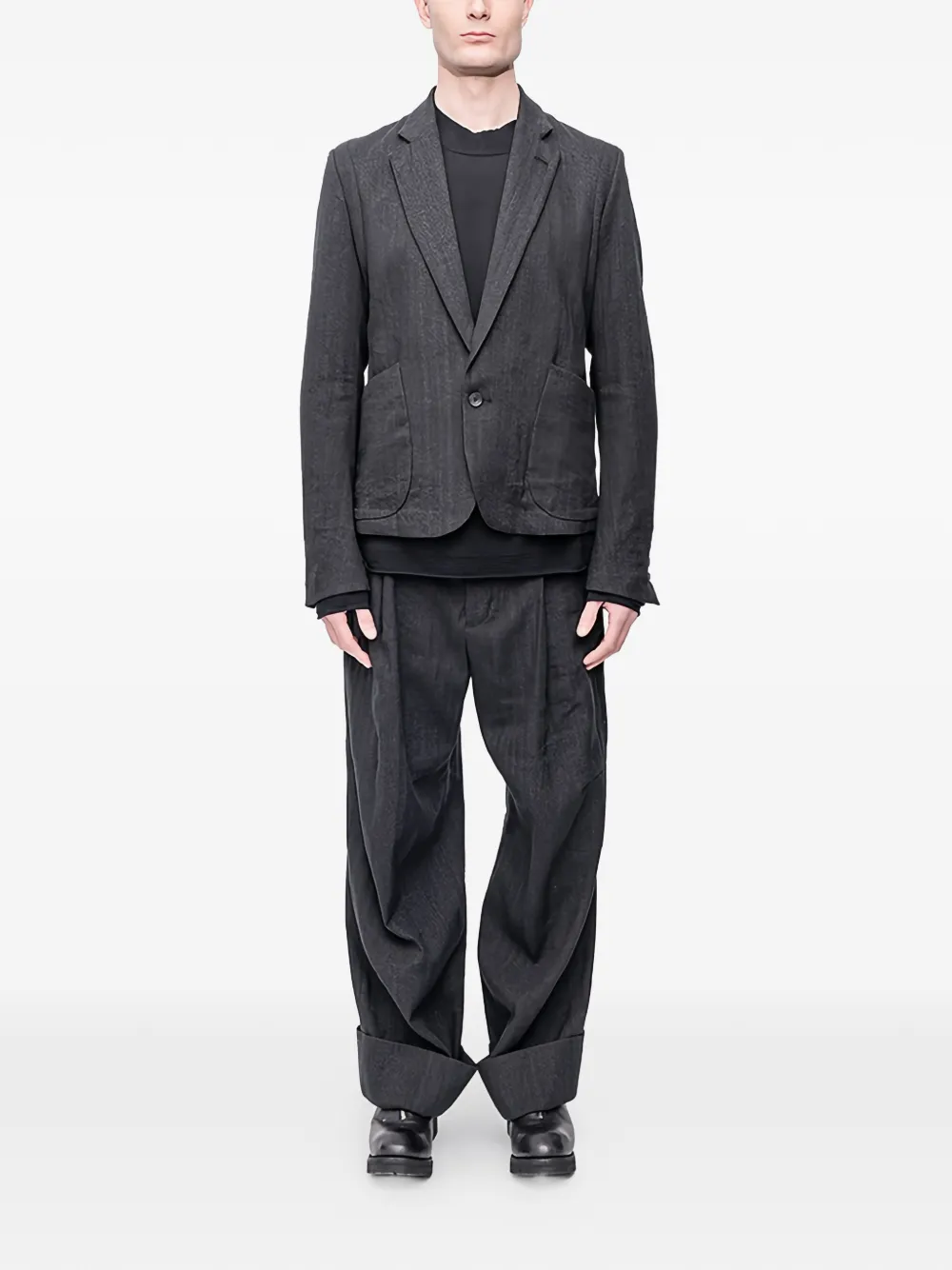 The Viridi-Anne Blazer met gekerfde revers en visgraatpatroon Zwart
