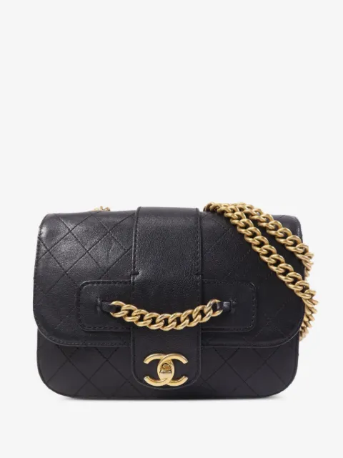 CHANEL Pre-Owned bolsa de hombro con cierre giratorio y logo CC