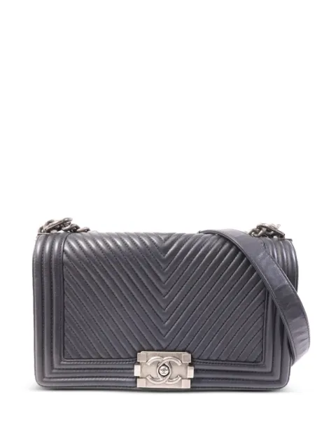 CHANEL Pre-Owned Boy 25 chevron-quilted shoulder bag