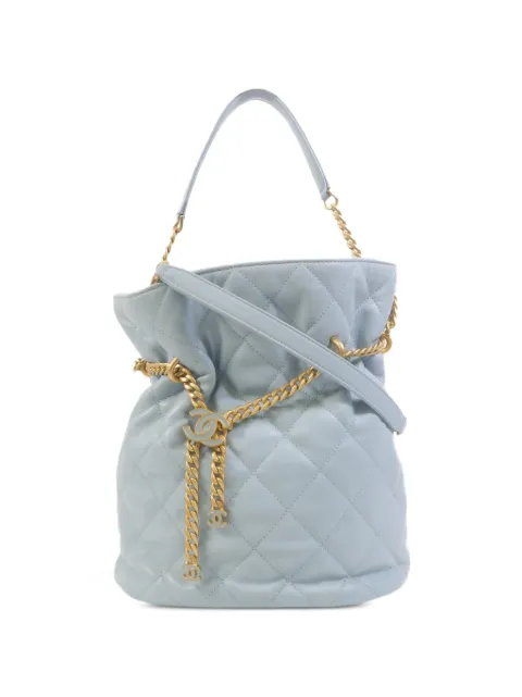 CHANEL Pre-Owned CC diamond-quilted bucket bag