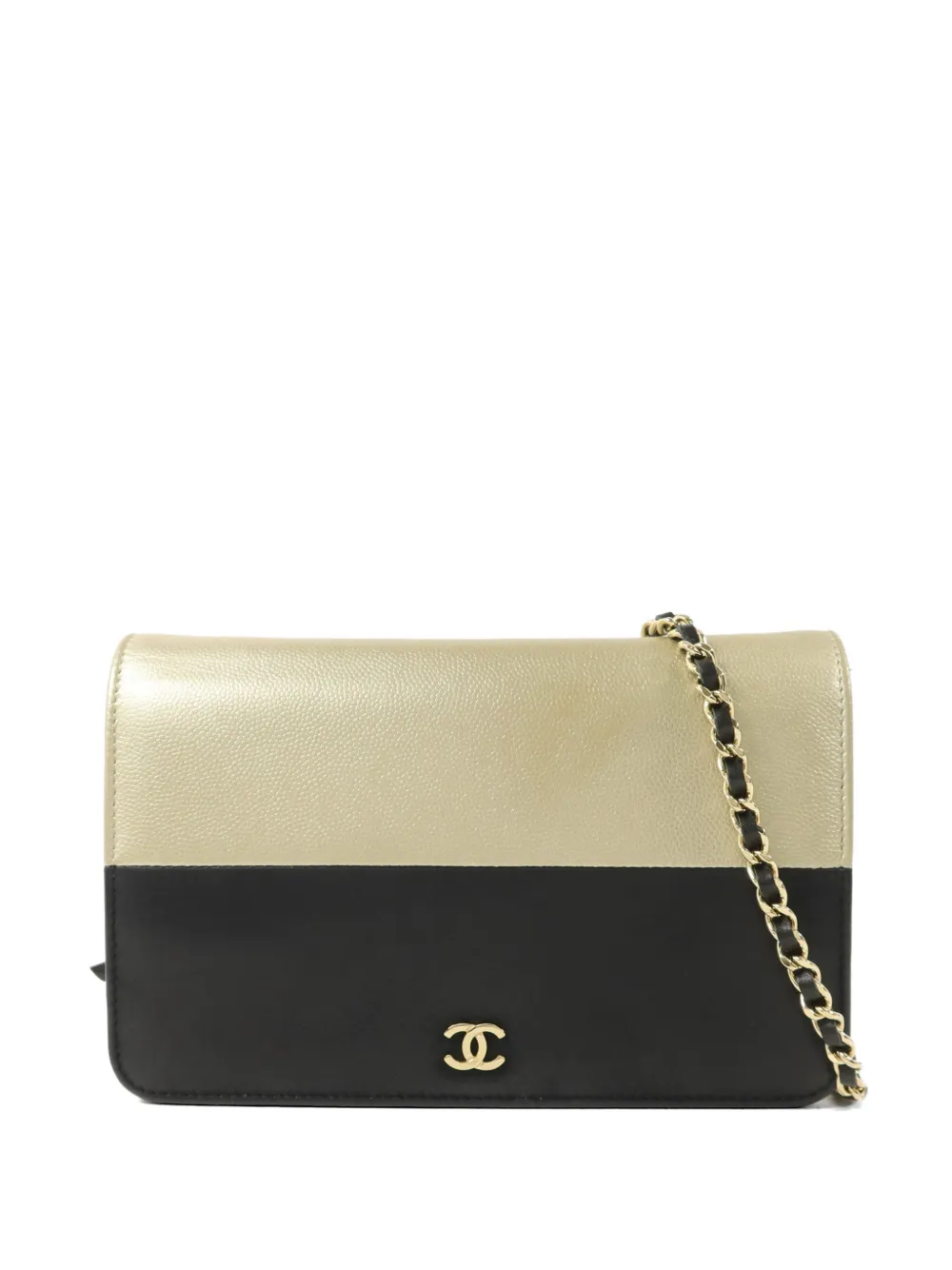CHANEL Pre-Owned logo-plaque shoulder bag - Black