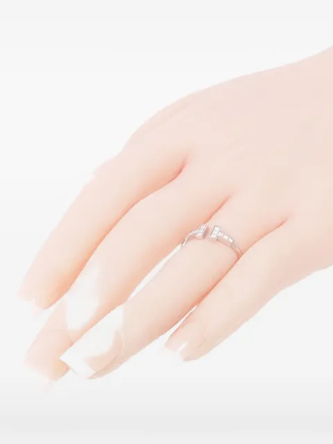 Tiffany & Co. Pre-Owned T Wire diamond ring