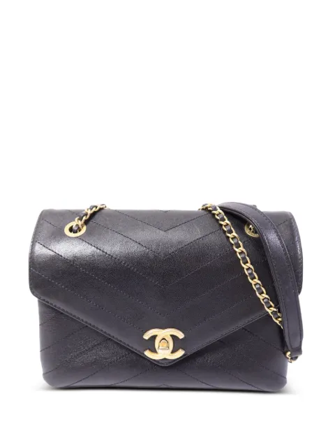 CHANEL Pre-Owned CC turn-lock shoulder bag