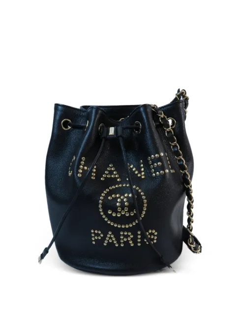 CHANEL Pre-Owned Deauville CC 铆钉水桶包