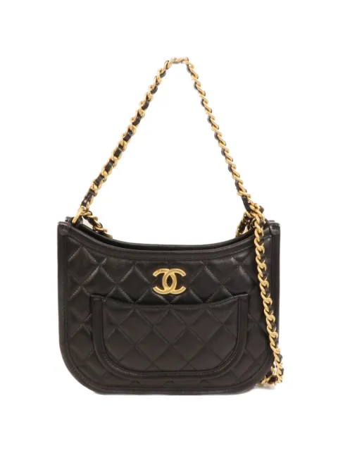 CHANEL Pre-Owned bolsa de hombro capitonada con logo CC