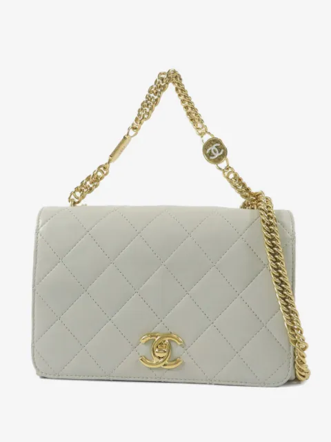 CHANEL Pre-Owned bolsa de hombro con cierre giratorio y logo CC