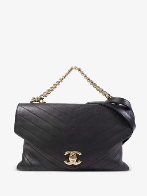CHANEL Pre-Owned CC turn-lock chevron-quilted shoulder bag