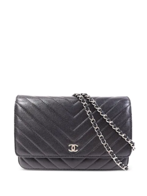 CHANEL Pre-Owned CC chevron-quilted crossbody bag