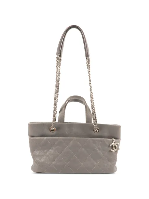 CHANEL Pre-Owned quilted CC charm shoulder bag