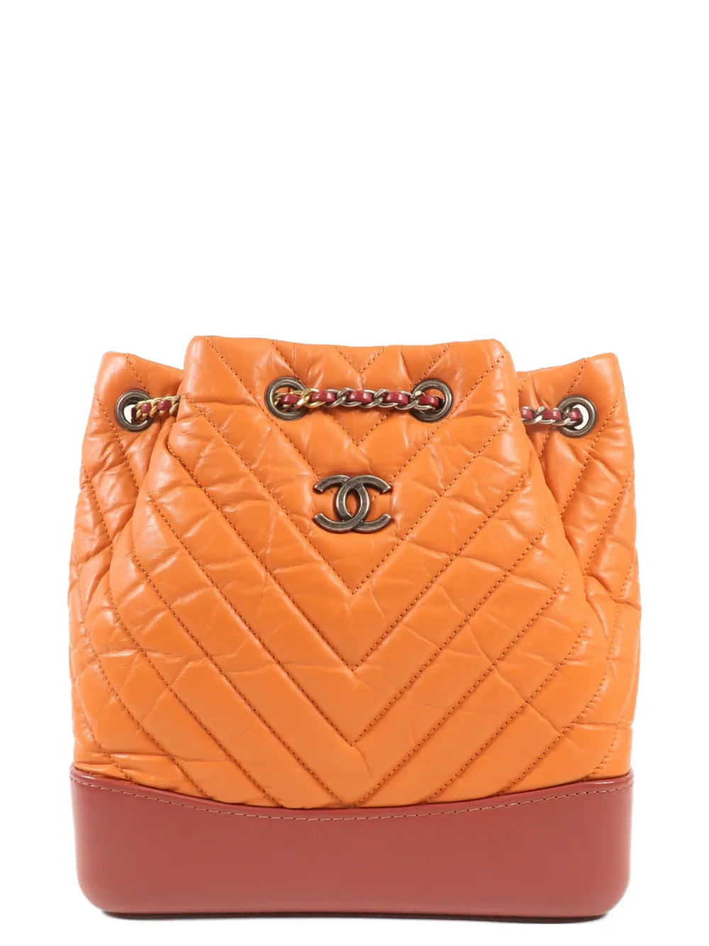 CHANEL Pre-Owned Gabrielle chevron-quilted backpack - Arancione