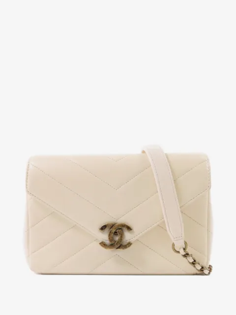 CHANEL Pre-Owned CC chevron-quilted shoulder bag