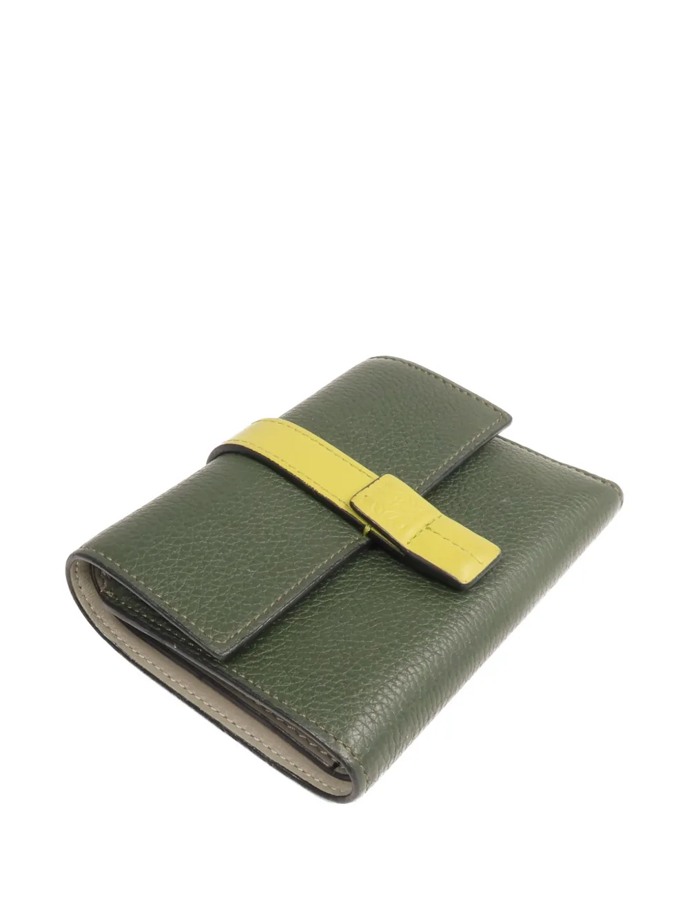 Pre-owned Loewe Vertical Leather Wallet In Green