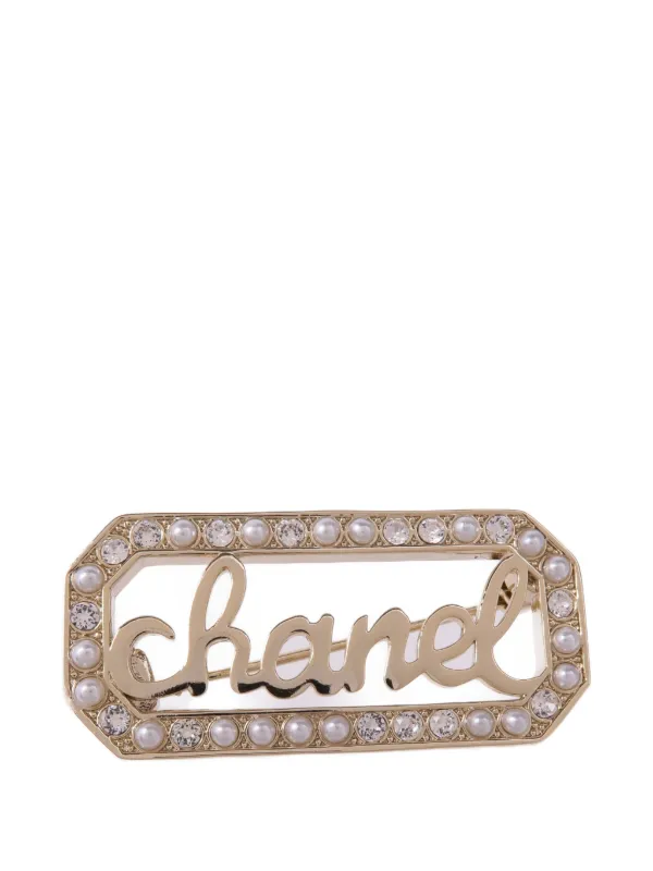 Chanel Pre-owned Crystal-embellished Logo Brooch in Gold