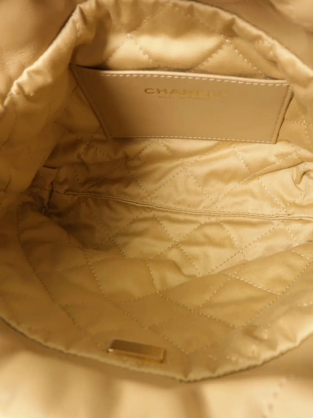 CHANEL Pre-Owned 22s キルティング ショルダーバッグ | ニュートラル