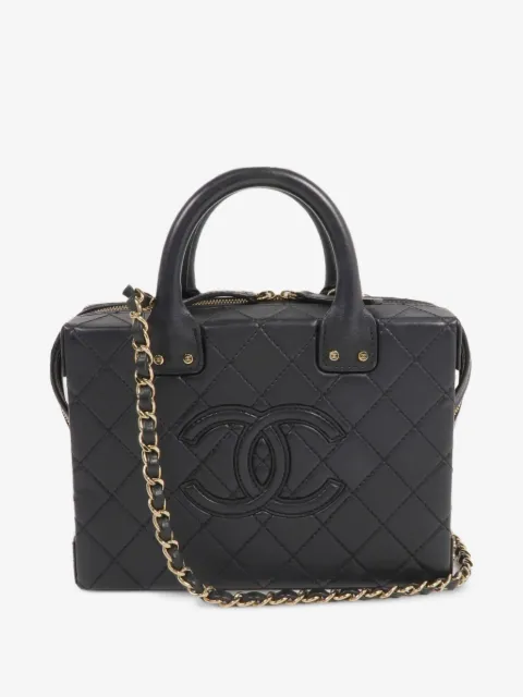CHANEL Pre-Owned CC quilted vanity case shoulder bag