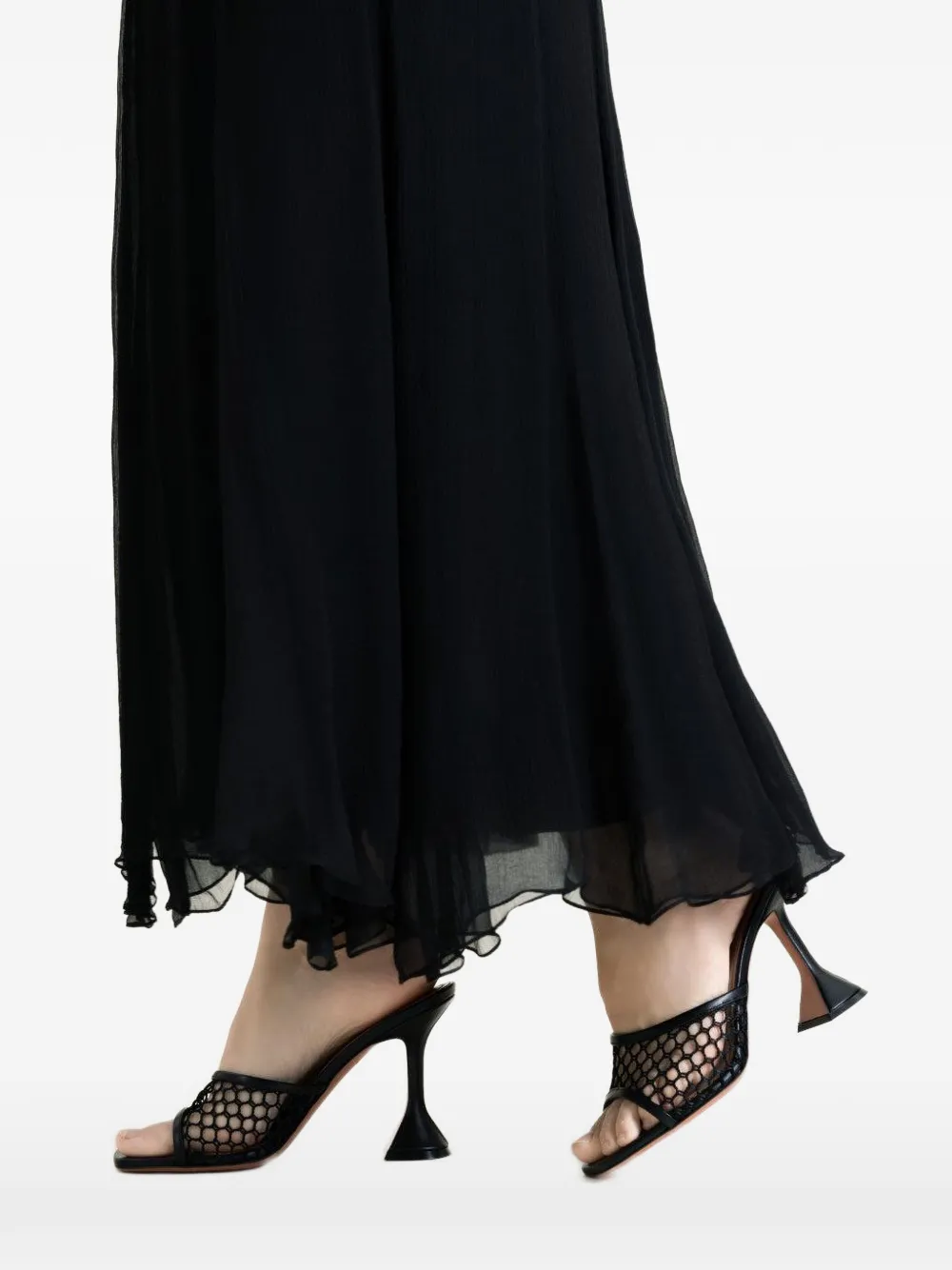 Amina Muaddi Lupita mesh mules Zwart